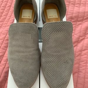 Dolce Vita flats. Gently used.